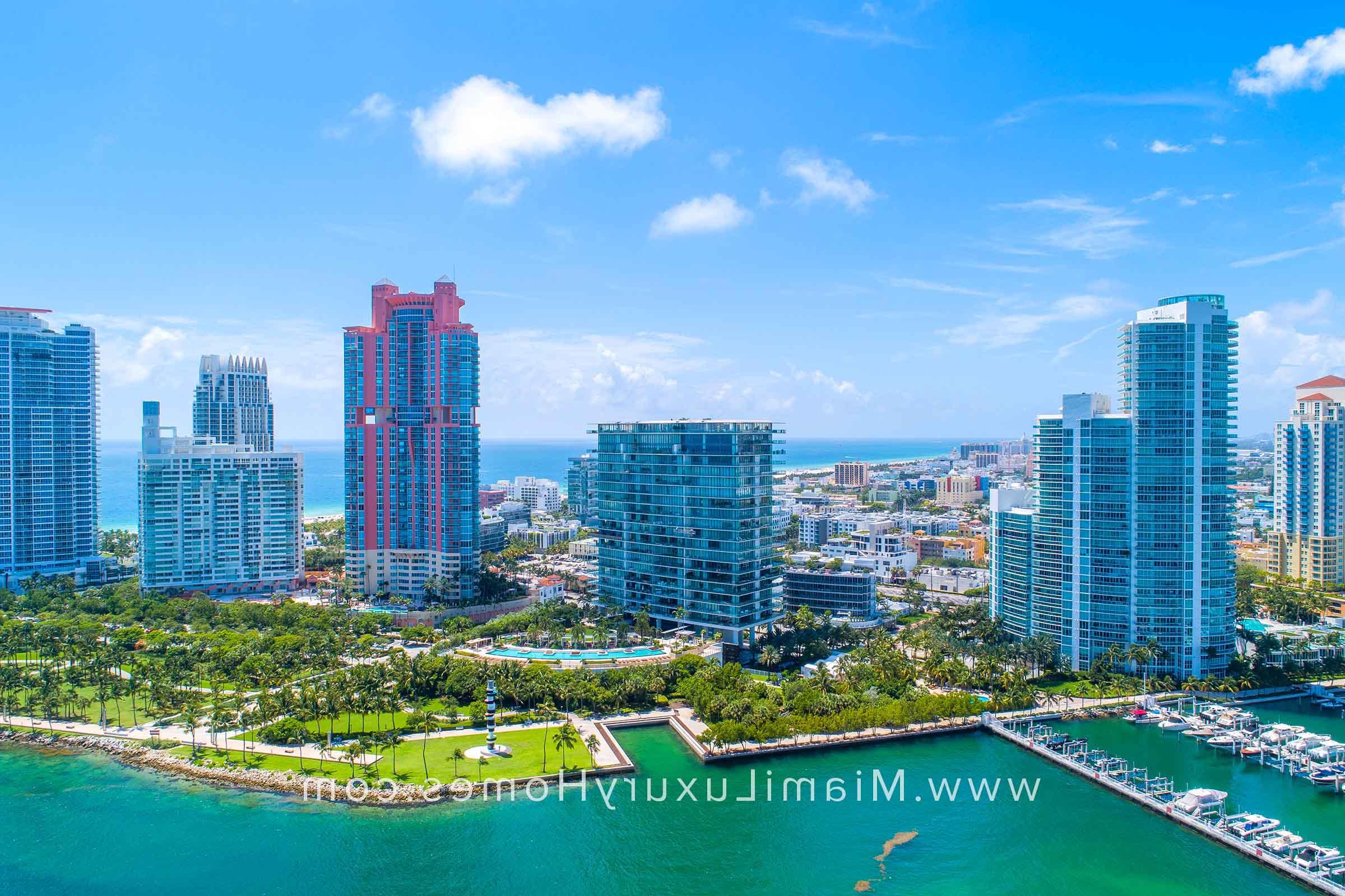 迈阿密的远地点南海滩公寓